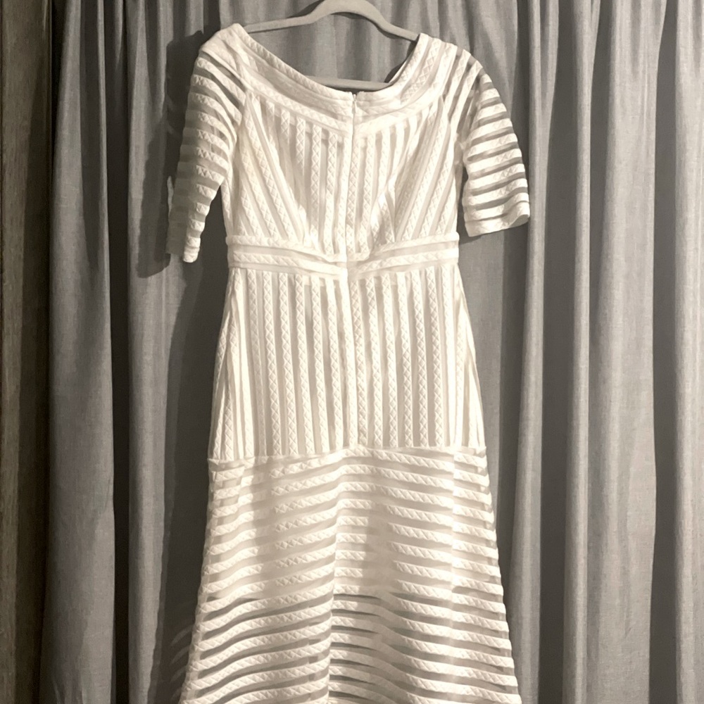 beautiful white dress for any occasion!!